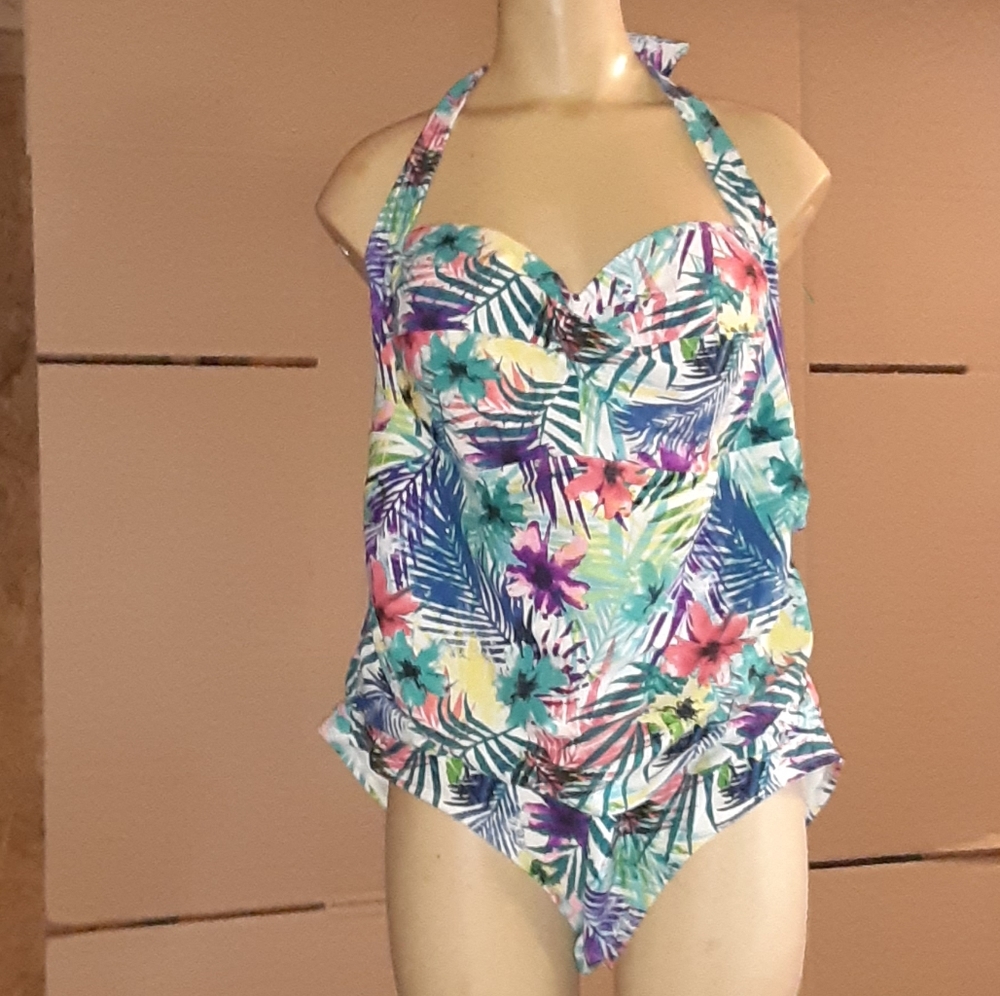 Catalina 2X womens bathing suit